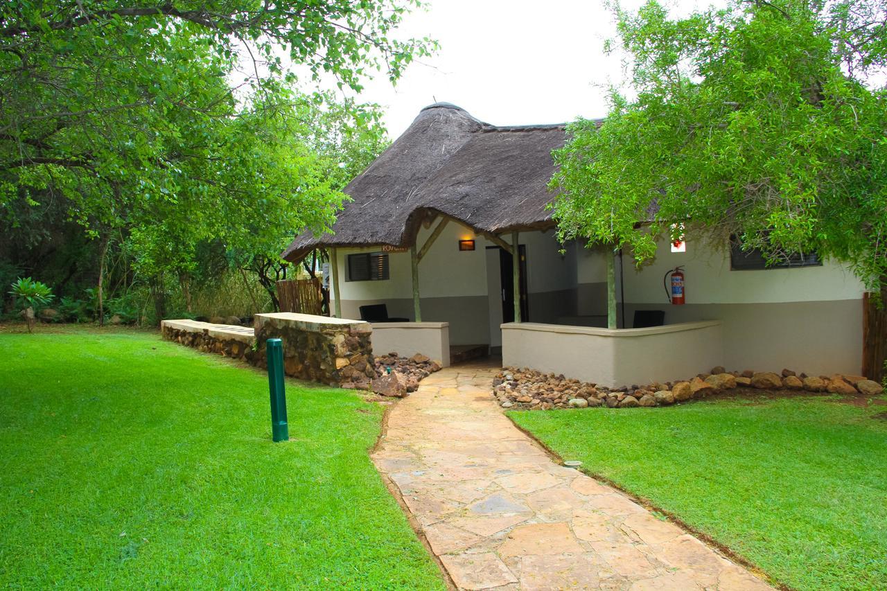 Bush Bungalows At Sun City Resort รัสเทนเบิร์ก ภายนอก รูปภาพ