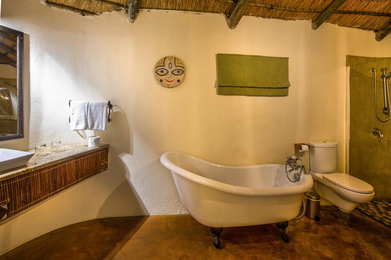 Bush Bungalows At Sun City Resort รัสเทนเบิร์ก ภายนอก รูปภาพ