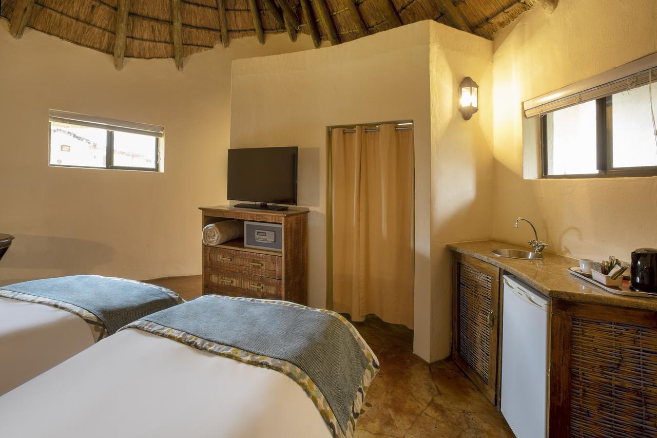 Bush Bungalows At Sun City Resort รัสเทนเบิร์ก ภายนอก รูปภาพ