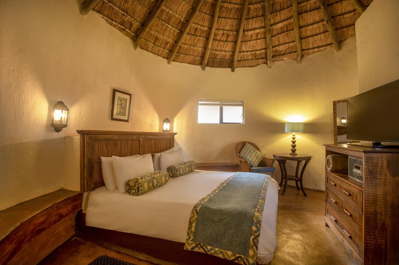 Bush Bungalows At Sun City Resort รัสเทนเบิร์ก ภายนอก รูปภาพ