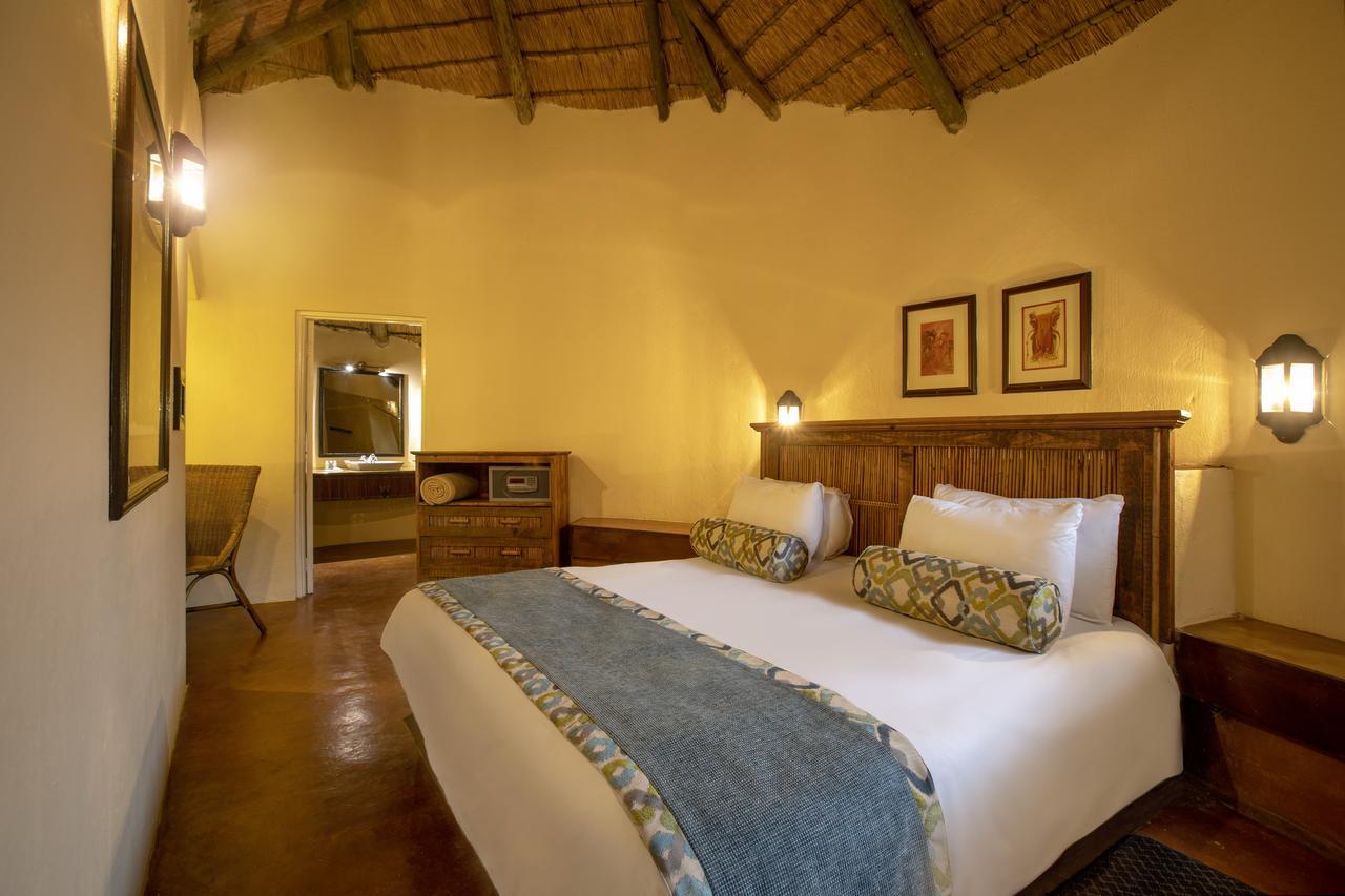 Bush Bungalows At Sun City Resort รัสเทนเบิร์ก ภายนอก รูปภาพ